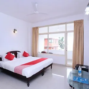 Hotel Swapnatheeram, Kovalam